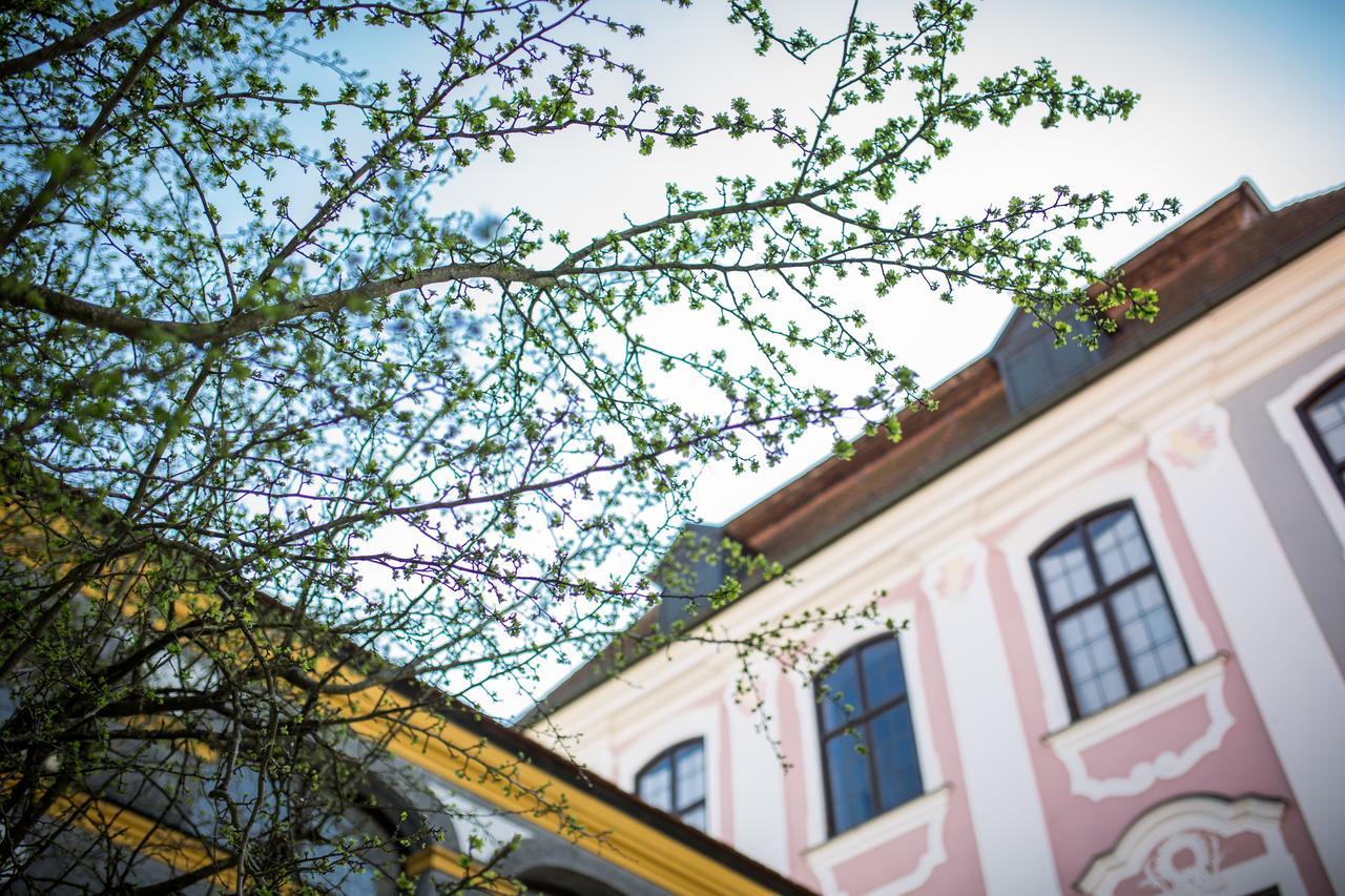 Hotel Schloss Leitheim Eksteriør bilde