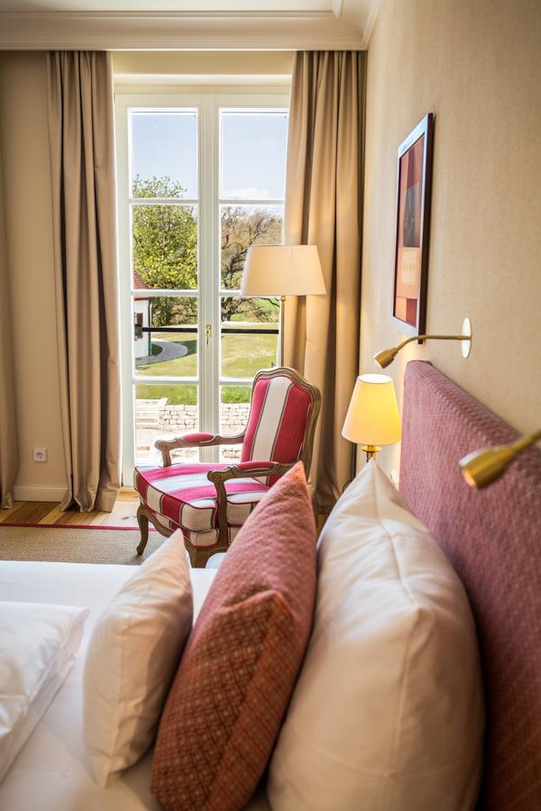 Hotel Schloss Leitheim Eksteriør bilde